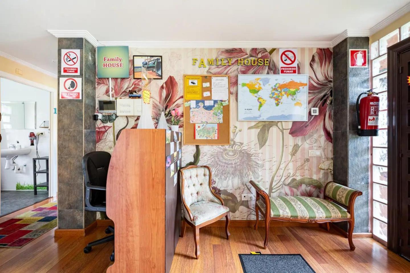Family House Gijon Villa ภายนอก รูปภาพ