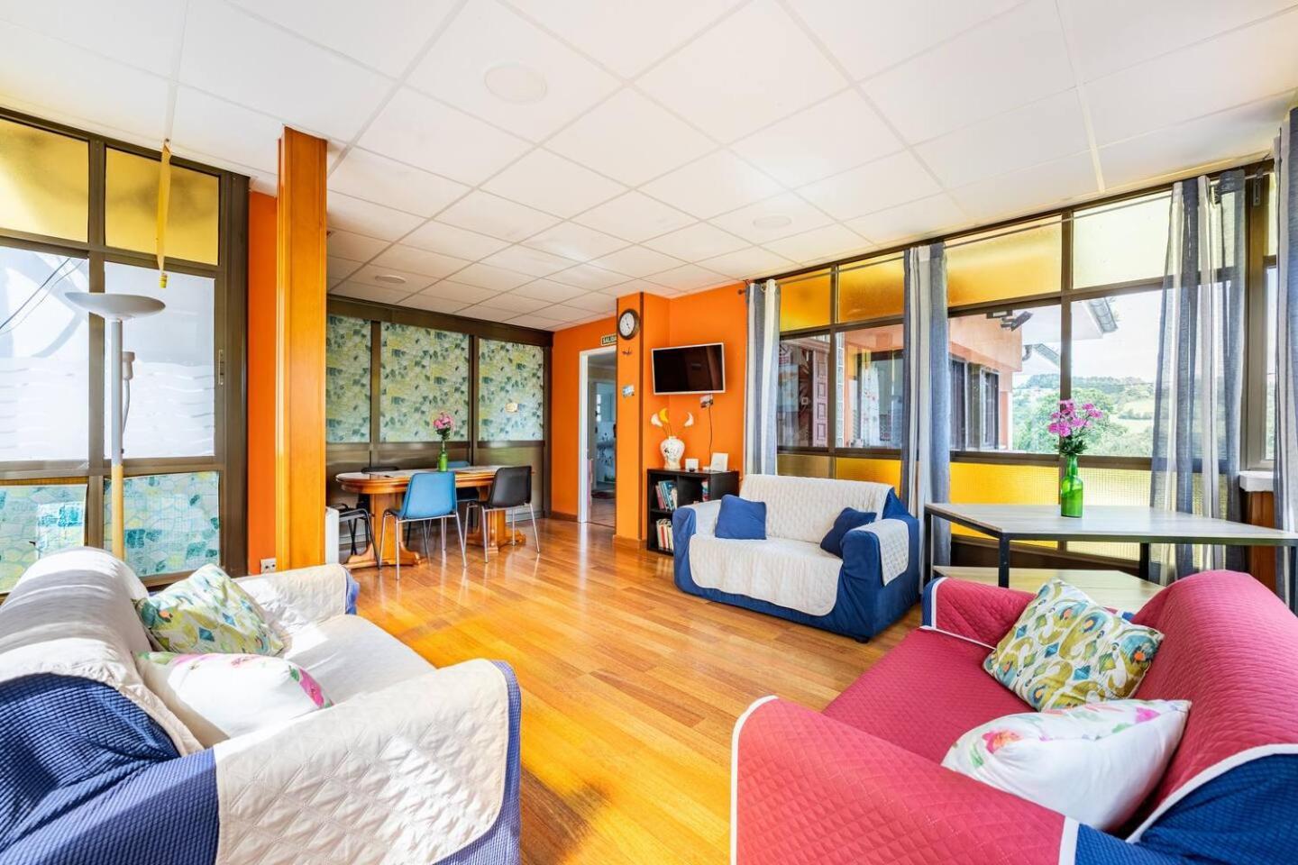 Family House Gijon Villa ภายนอก รูปภาพ