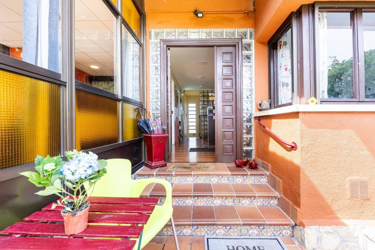 Family House Gijon Villa ภายนอก รูปภาพ