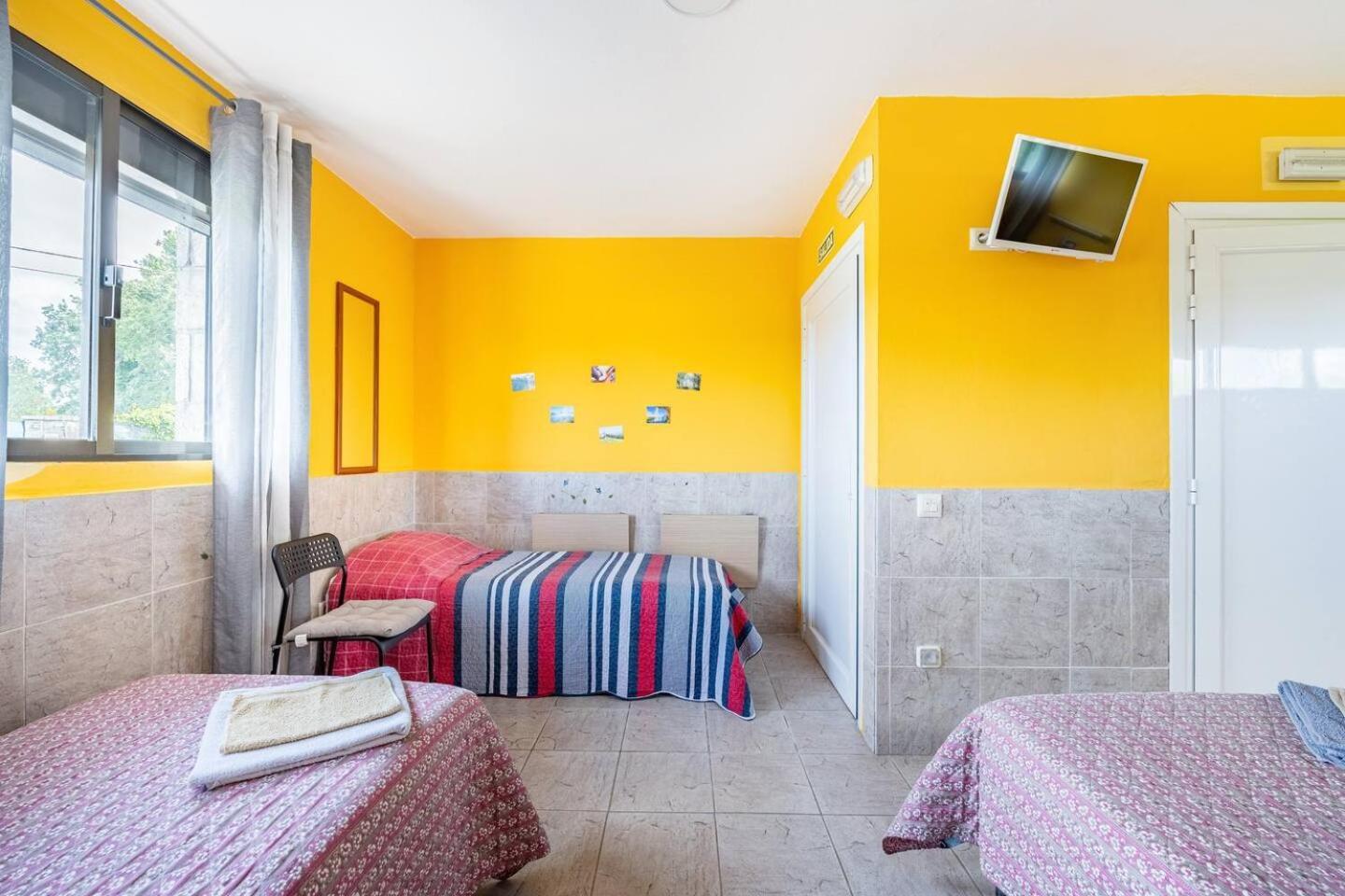 Family House Gijon Villa ภายนอก รูปภาพ