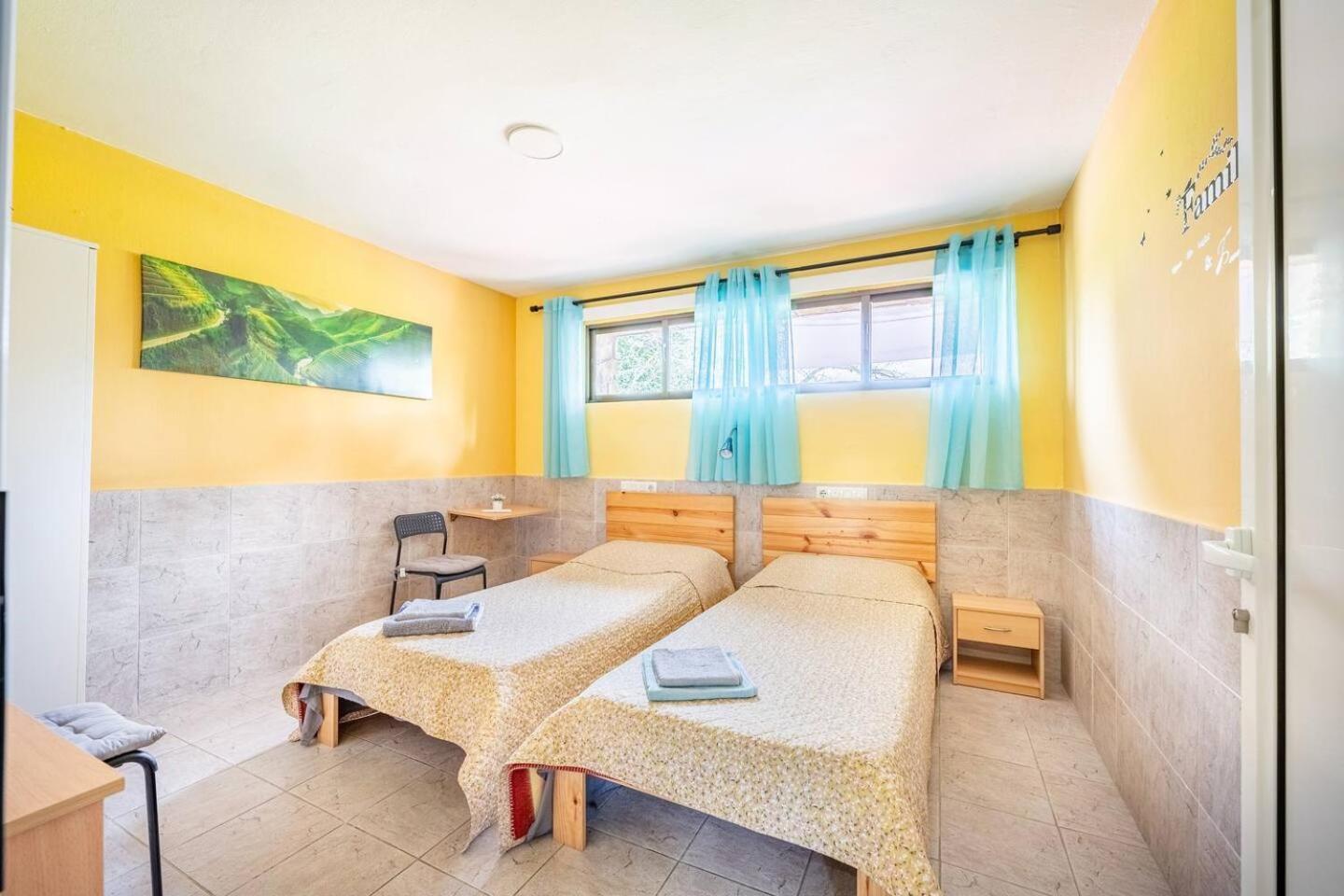 Family House Gijon Villa ภายนอก รูปภาพ