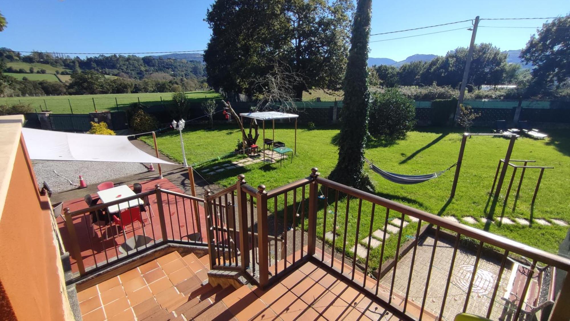 Family House Gijon Villa ภายนอก รูปภาพ