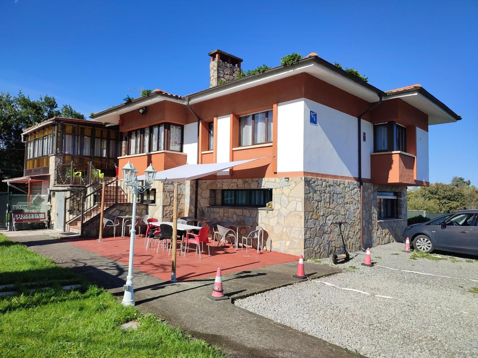 Family House Gijon Villa ภายนอก รูปภาพ